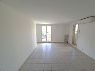 Appartement à louer 4 pièces 70 m²