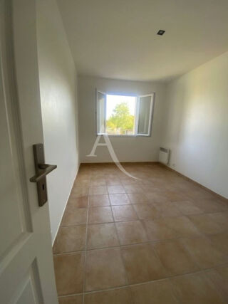  Maison à louer 4 pièces 88 m²