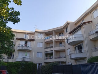  Appartement à louer 4 pièces 88 m²