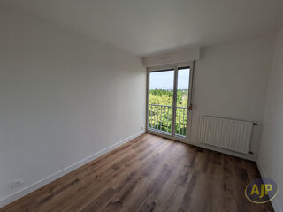  Appartement � louer 4 pi�ces 95 m�