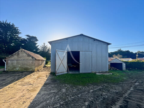 Hangar à réhabiliter Saint Jean De Monts 128300 85160 Saint jean de monts