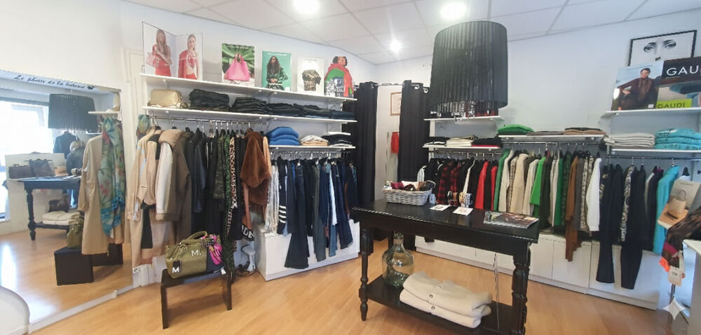 Vente Immeuble A Vendre Immeuble compos� de 4 Lots � Cazeres rentabilit� 7% env. Cazeres