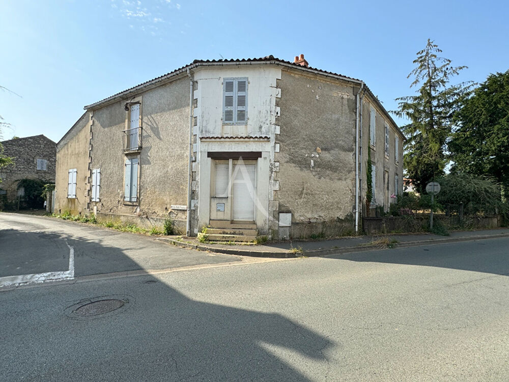 Maison 12 pièces - Nalliers - 5 chambres