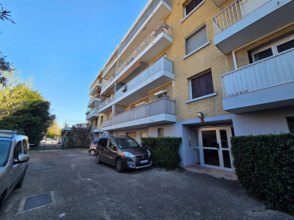 Vente Appartement Appartement Avignon 3 pièce(s) 62.67 m2 avec balcon garage et cave Avignon