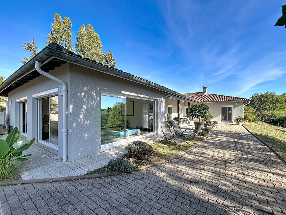 Vente Maison SAINT-BONNET-LES-OULES : PROPRIÉTÉ D'EXCEPTION 222 M² - PISCINE INTÉRIEURE - PARC 3003 M² ! Saint bonnet les oules