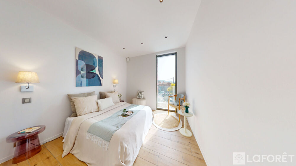 à vendre  Appartement Fréjus (83600)