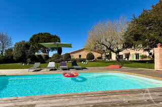  Maison � vendre 10 pi�ces 594 m�