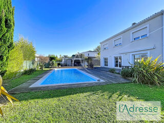  Maison � vendre 5 pi�ces 219 m�