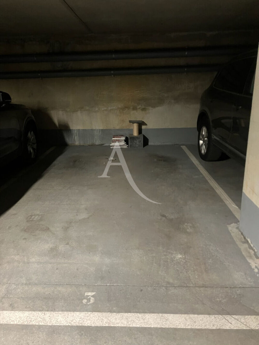 Location Parking/Garage Parking CHATILLON - CENTRE VILLE - VIEUX BOURG Chatillon