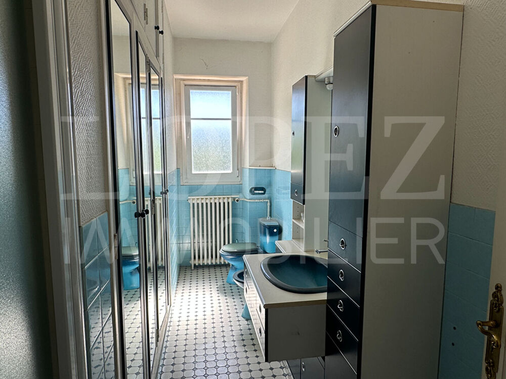 Vente Maison Maison Aussillon 7 pièce(s) 241 m2 Aussillon