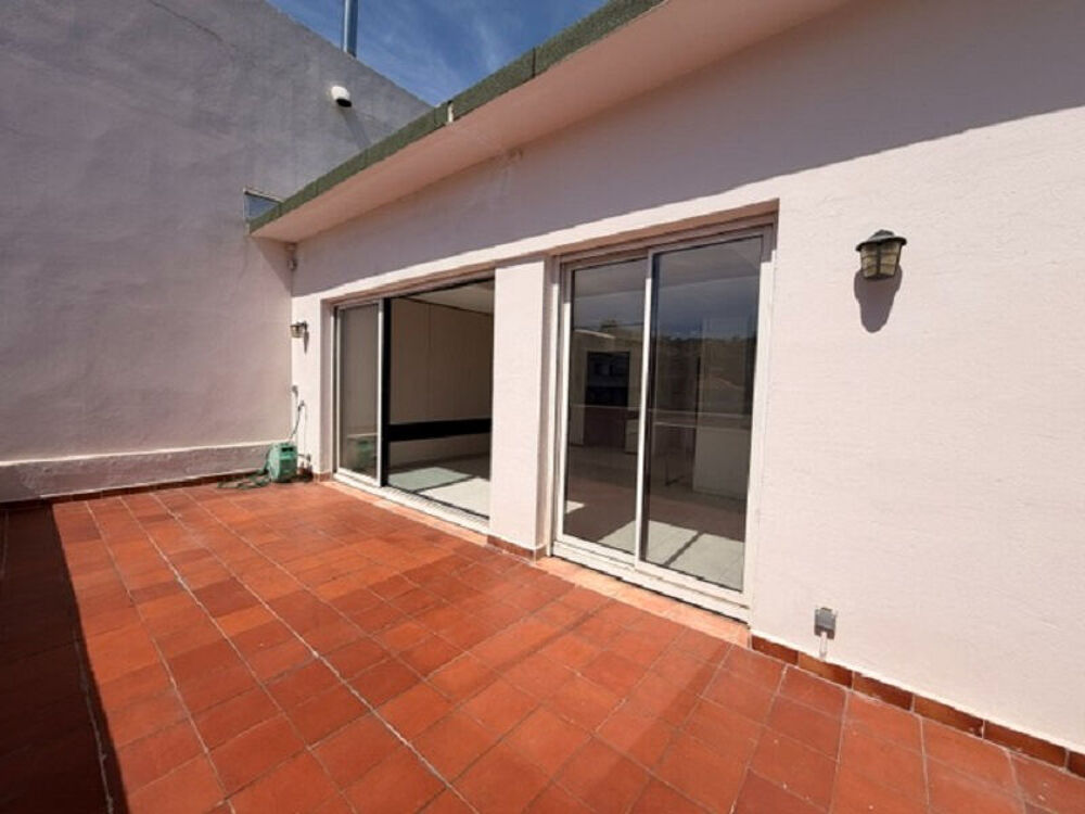 Location Appartement Appartement  3 pièce(s) 72 m² - type 3 Rue Paradis Dernier étage  - Terrasse et Balcon Marseille 8