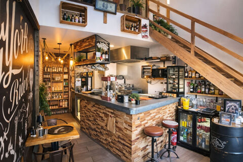   Restaurant sur place ou emporter 