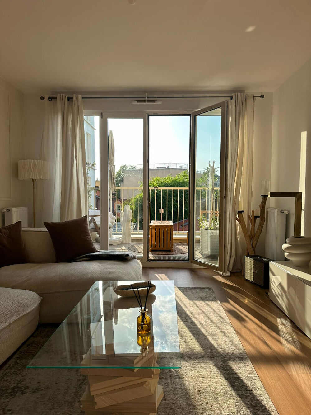 Vente Appartement À VISITER SANS TARDER - 2 PIÈCES AVEC BALCON EN PLEIN CENTRE-VILLE Colombes