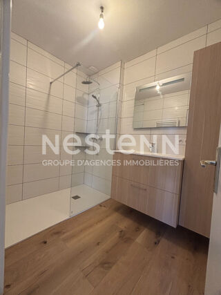  Appartement à louer 3 pièces 67 m²