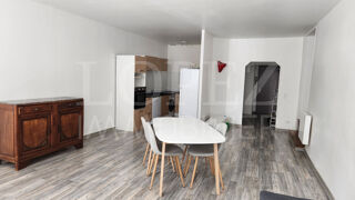  Appartement à louer 3 pièces 85 m²