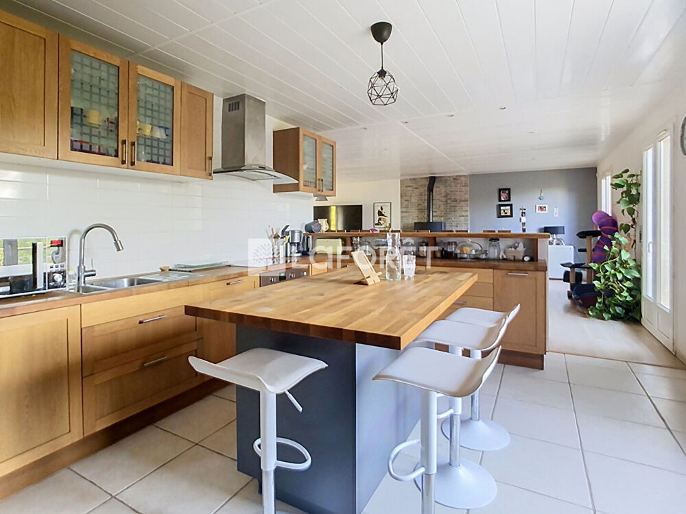 Vente Maison Maison Bovel 8 pièce(s) 195 m2 Bovel