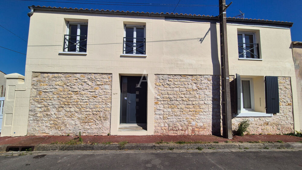 Vente Maison Maison en pierre rénovée de 137m2 Rochefort