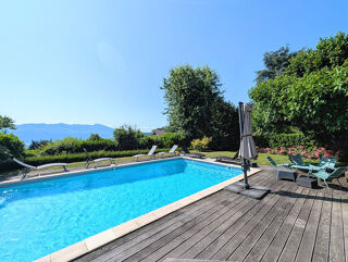  Maison � vendre 8 pi�ces 220 m�
