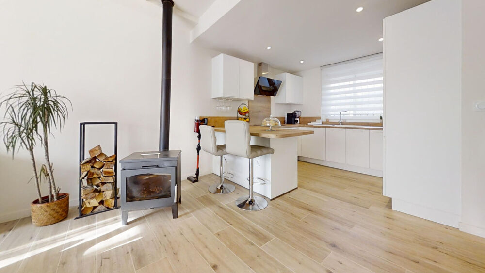 Maison Six Fours Les Plages 4 pièce(s) 67 m2