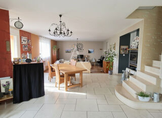 Maison à vendre 8 pièces 296 m²