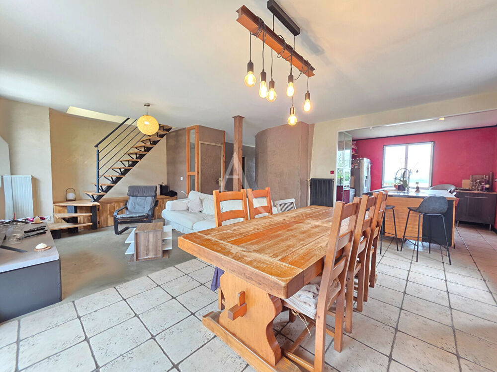 Maison familiale 4 chambres avec dépendance aménagée - Sous-sol total - Terrain clos et arboré