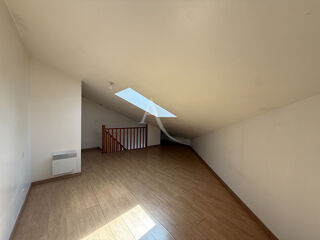  Appartement à louer 1 pièce 39 m²