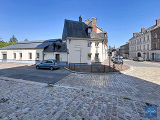  Immeuble à vendre 8 pièces 300 m²