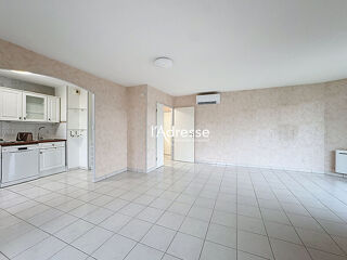  Appartement � louer 4 pi�ces 82 m�