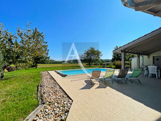  Maison � vendre 12 pi�ces 240 m�