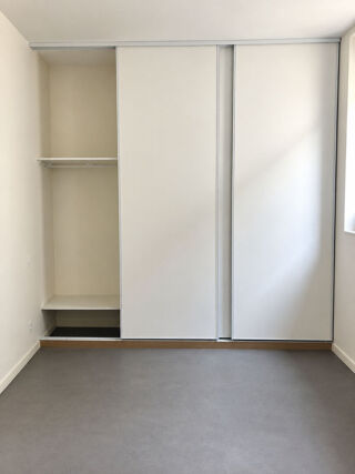  Appartement à louer 3 pièces 72 m²