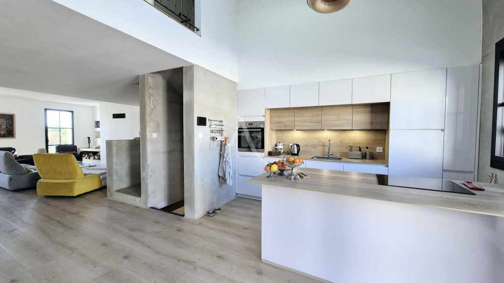 Vente Maison Maison d'exception à Balaruc le Vieux avec piscine et terrasse proche étang de Thau Balaruc le vieux