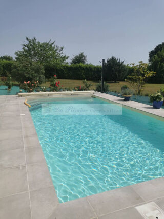  Maison � vendre 7 pi�ces 195 m�