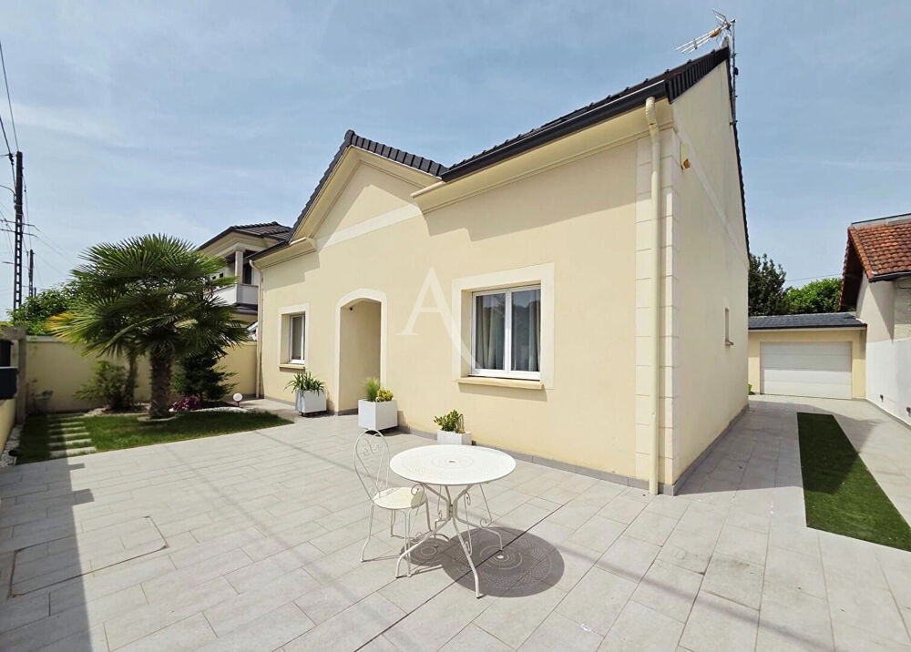 Maison 7 pièces 153 m² · à Mitry Mory · 153 m² · 434 000 €