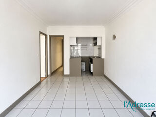  Appartement à louer 2 pièces 28 m²