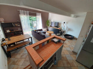  Appartement à louer 2 pièces 50 m²