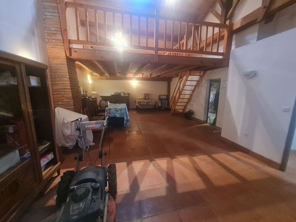 Vente Maison MAISON T7 AVEC ATELIER GARAGE ET 4974M²  DE TERRAIN Poucharramet