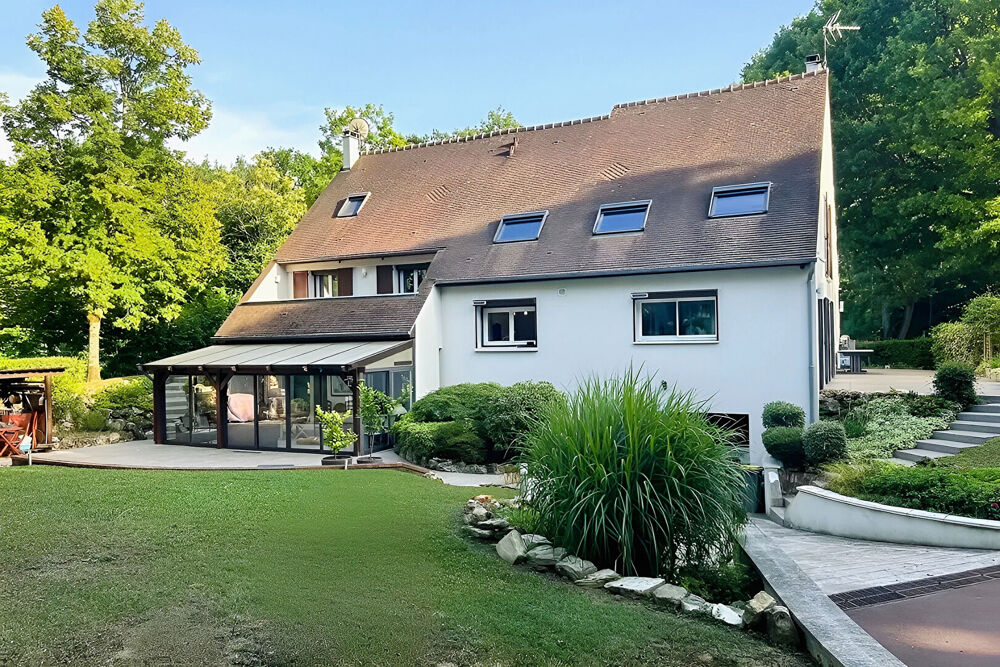 Maison 8 pièces 260 m² · à Pomponne · 260 m² · 889 000 €