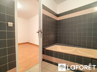  Appartement à louer 2 pièces 49 m²