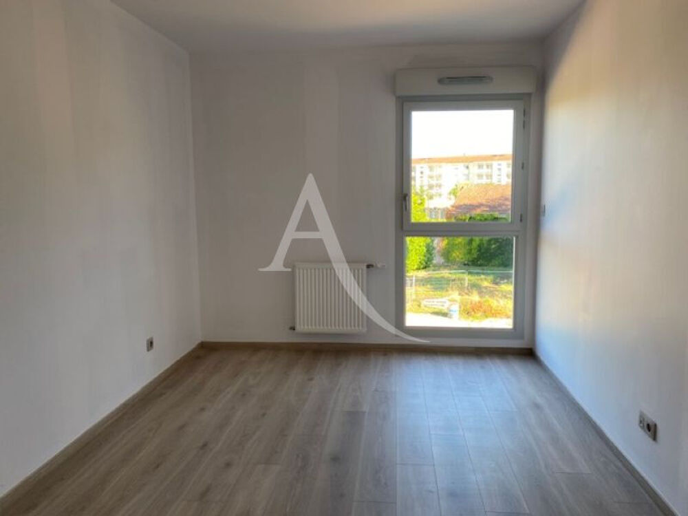 Appartement Peronnas 3 pièce(s) 64.31 m2