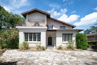  Maison à vendre 13 pièces 302 m²