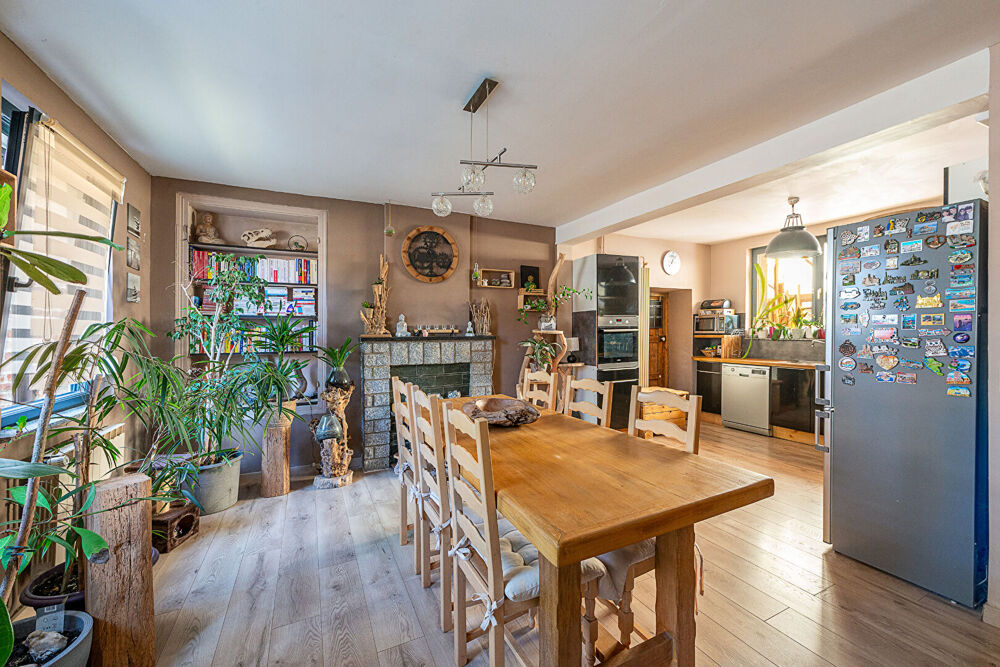MAISON INDIVIDUELLE AVEC GARAGE