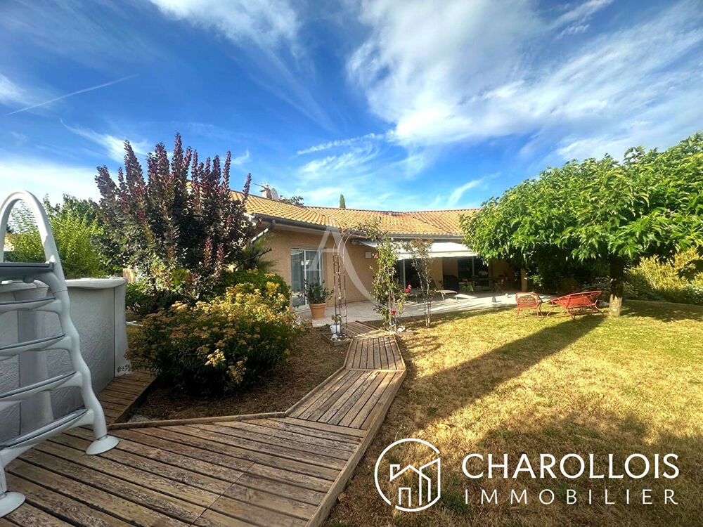 Maison familiale 140m² avec sous sol et vue dégagée - CHARNAY LES MÂCON