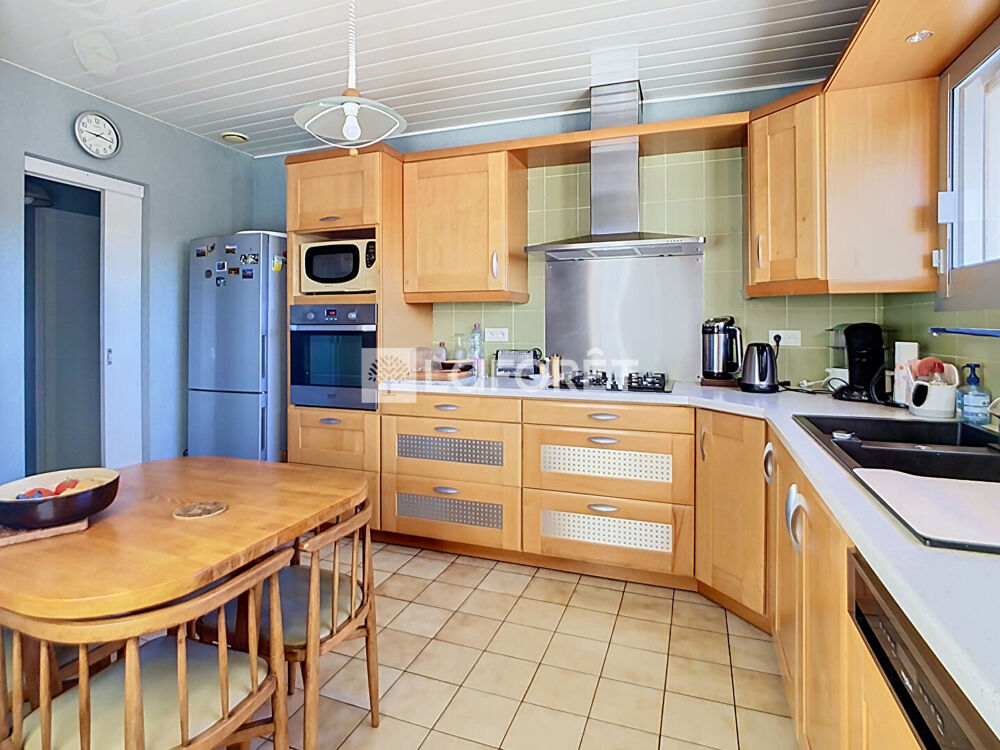 Maison Lassy 5 chambres 144 m2 jardin 1200m²