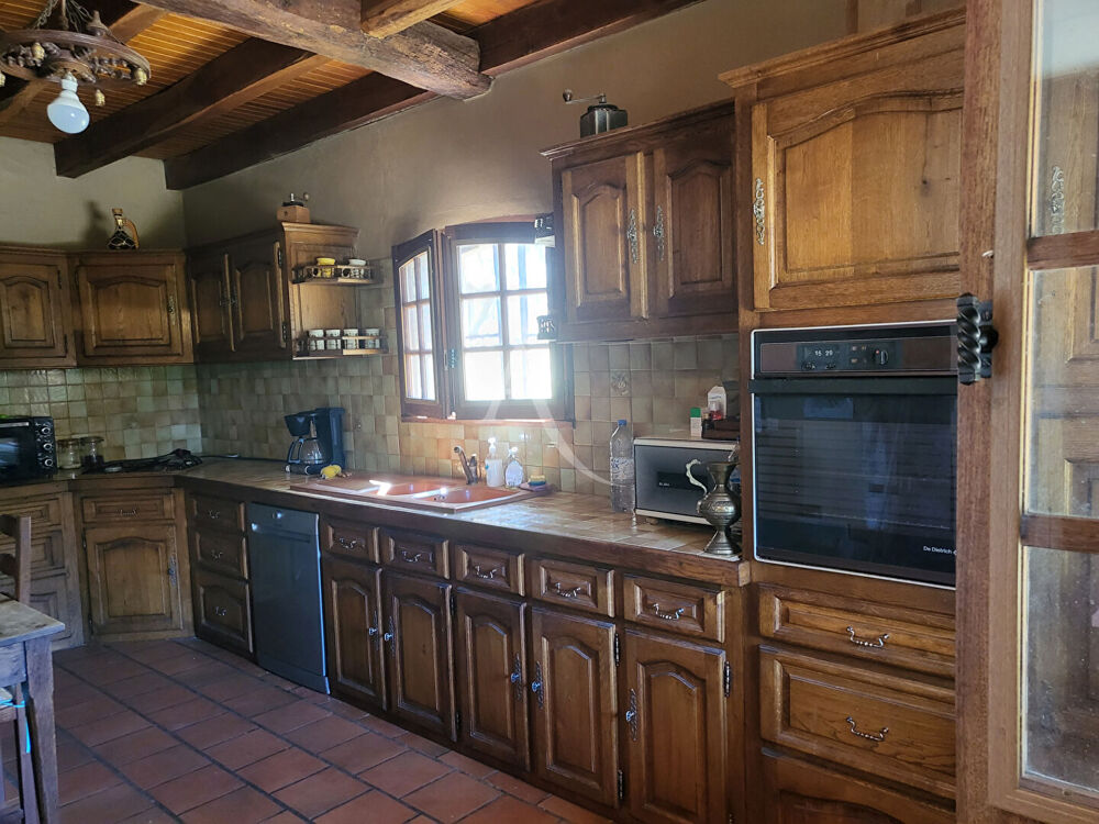 Saint Antonin de Lacalm, maison de 145 m² .
