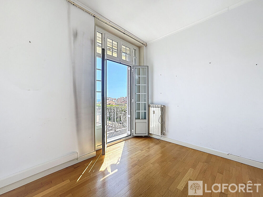 � vendre  Appartement Menton (06500)
