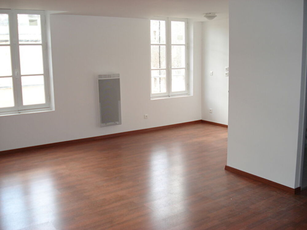 Location Appartement Appartement FONTENAY LE COMTE - 3 pièce(s) 64 m² Fontenay le comte