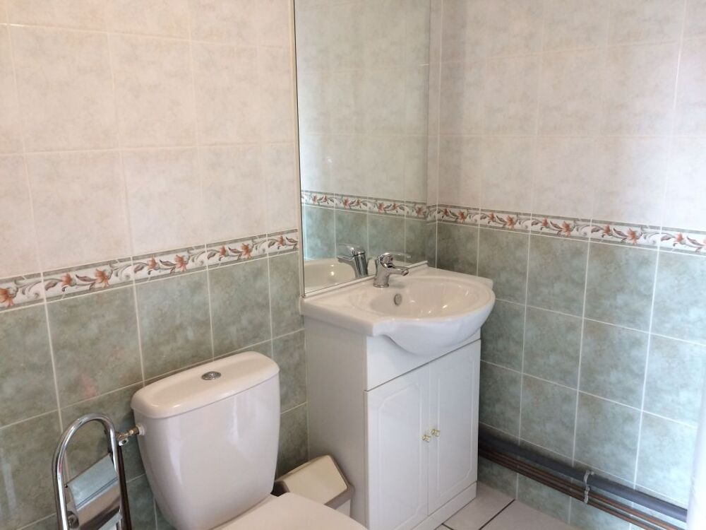Appartement Le Creusot-1 pièce - env.17m²