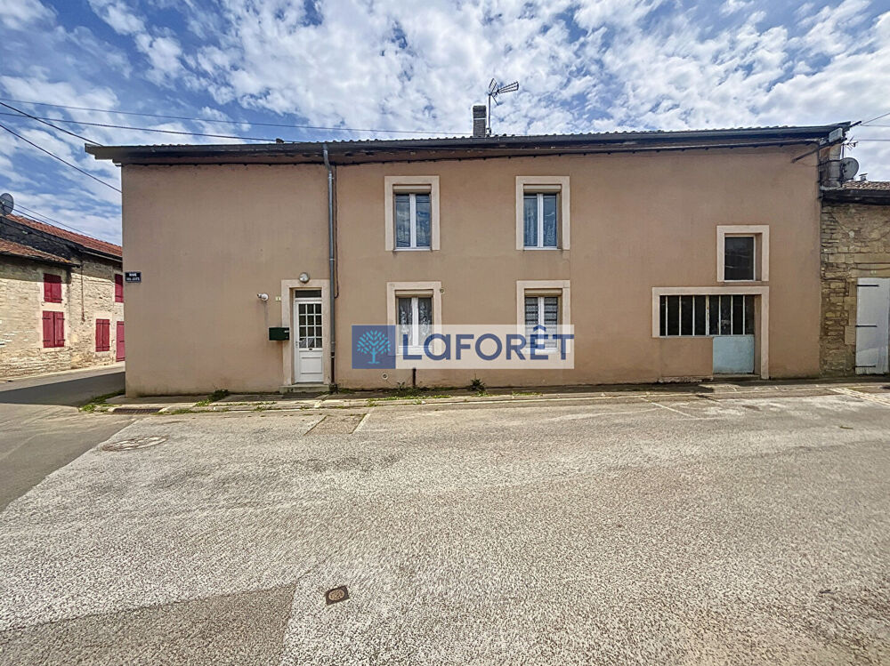 Vente Parking/Garage Garage 90 m² et maison d'habitation 74 m² sur la commune de Vecqueville Vecqueville