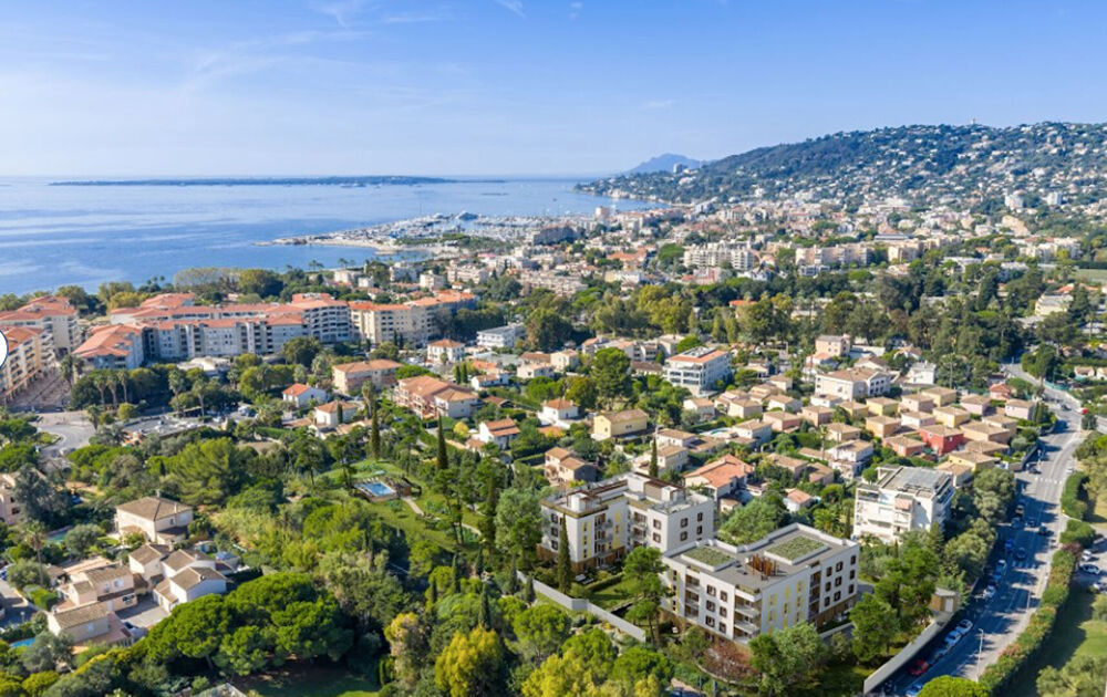 Vente Appartement Appartement T4  de 84 m2 au 3ème et dernier étage avec terrasse  et solarium de 81 à Antibes / Juan-les-Pins Antibes
