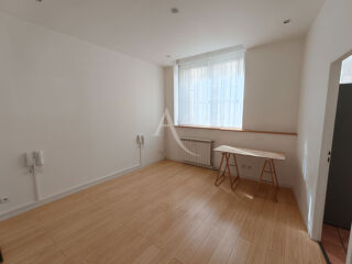 Appartement à louer 3 pièces 56 m²